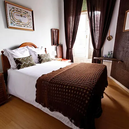 Alvares Cabral 3*